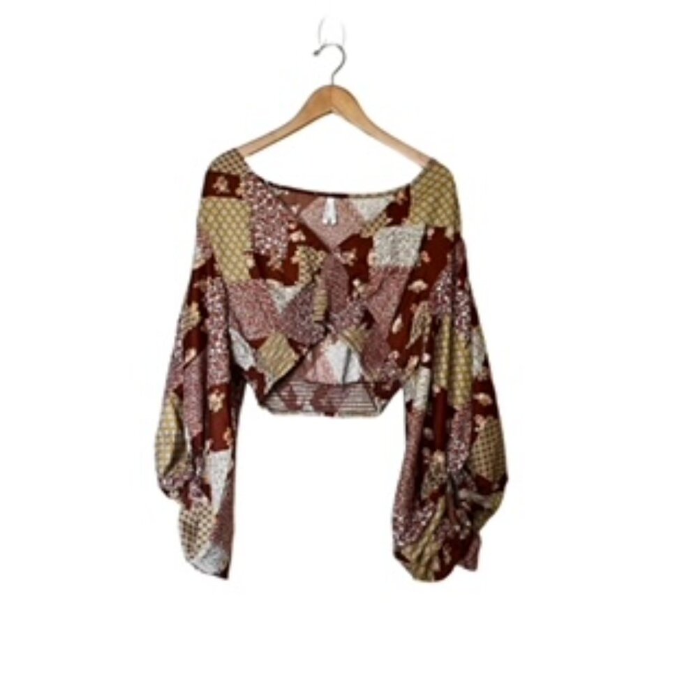 Live 4 Truth Cropped blouse